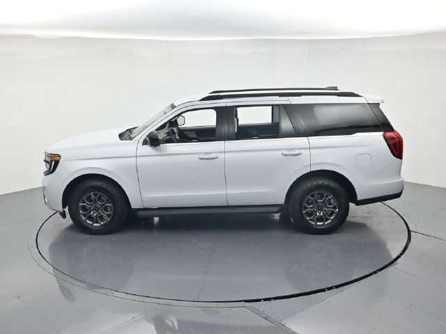 Used 2025 Ford Expedition Active RWD image 46