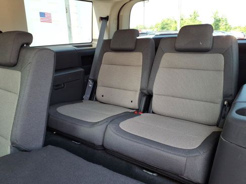 Used 2009 Ford Flex SE FWD image 9