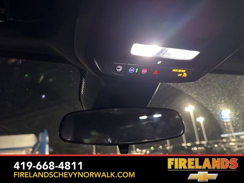 Used 2025 Chevrolet Equinox LT w/ Midnight Edition image 22