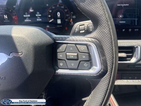Used 2025 Ford Mustang GT Premium RWD image 26