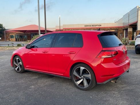 Used 2019 Volkswagen GTI SE FWD image 7