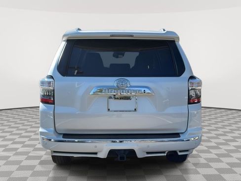 Used 2020 Toyota 4Runner Limited image 4