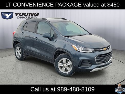 Used 2022 Chevrolet Trax LT w/ LT Convenience Package image 1