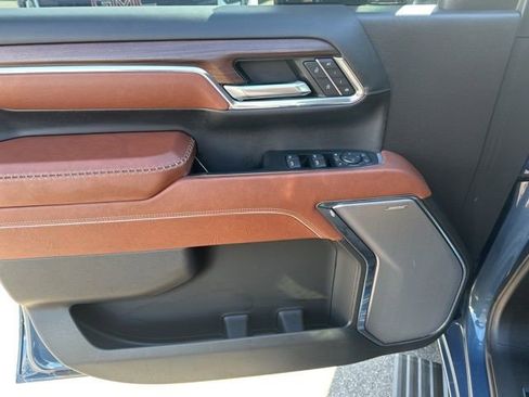 Certified 2024 GMC Sierra 2500 Denali Ultimate w/ Max Trailering Package image 18