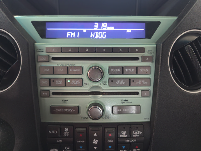 Used 2011 Honda Pilot Touring image 18