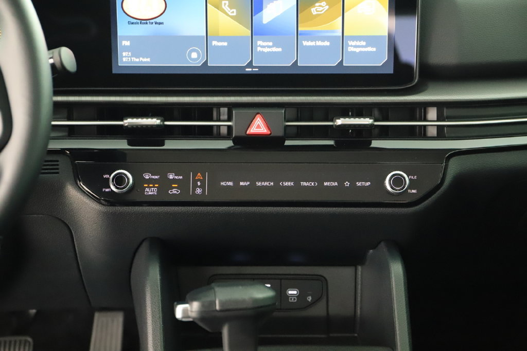Used 2026 Kia Sportage EX FWD image 19
