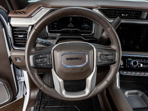 Used 2025 GMC Sierra 2500 Denali w/ Denali Reserve Package image 19