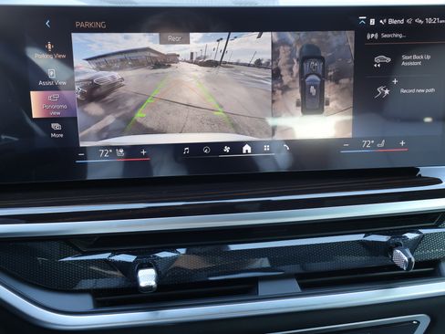 Used 2026 BMW X5 xDrive40i w/ M Sport Package image 36