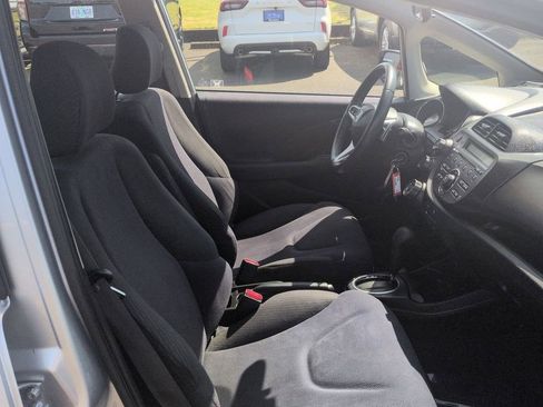Used 2013 Honda Fit Sport image 29