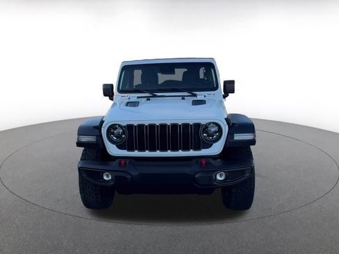 Used 2025 Jeep Wrangler Unlimited Rubicon image 3