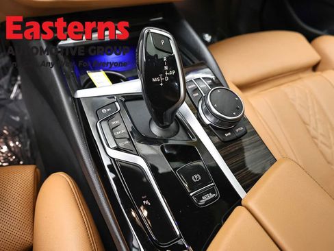 Used 2023 BMW 530i w/ Convenience Package RWD image 13
