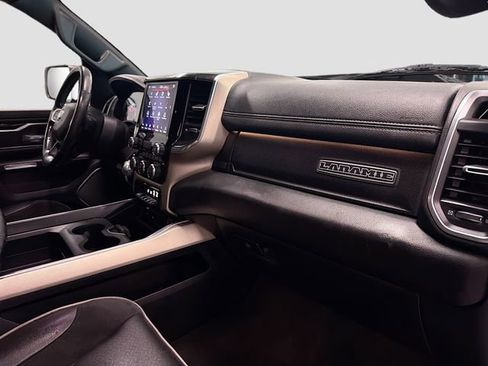 Used 2019 RAM 1500 Laramie image 25
