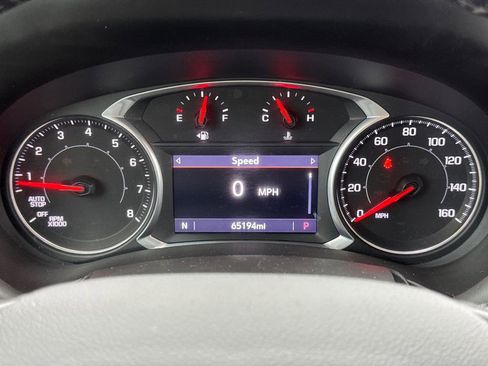 Used 2022 GMC Terrain SLT image 32