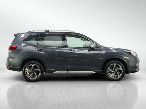 Used 2023 Subaru Forester Touring AWD/4WD image 6