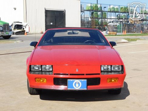 Used 1987 Chevrolet Camaro LT image 19
