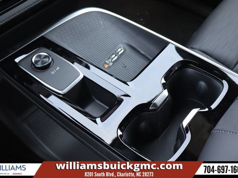 New 2026 Buick Enclave Sport Touring w/ Power Package FWD image 17