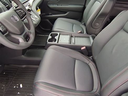 New 2026 Honda Odyssey Sport-L image 17
