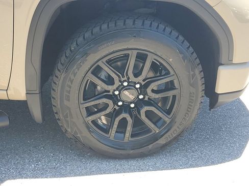 Used 2022 GMC Sierra 1500 Elevation AWD/4WD image 8