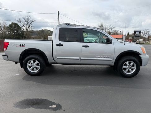 Used 2008 Nissan Titan PRO-4X image 25