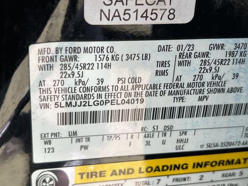 Used 2023 Lincoln Navigator Reserve image 32