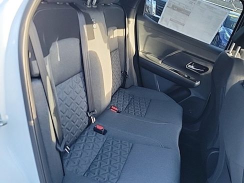 Used 2025 Nissan Kicks SV w/ Charging Package image 22