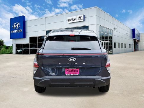Used 2026 Hyundai Kona SE FWD image 6