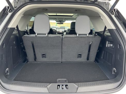 New 2026 Ford Explorer Active w/ Active Comfort Package image 46