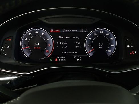 Used 2019 Audi Q8 Premium Plus w/ Premium Plus image 14