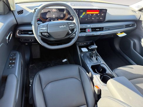 New 2026 Kia K4 EX image 15