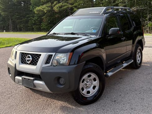 Used 2009 Nissan Xterra X AWD/4WD image 2