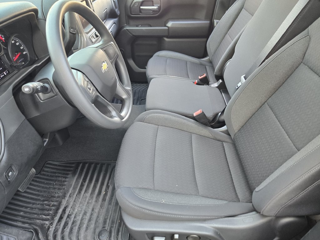 Used 2026 Chevrolet Silverado 2500 Custom w/ Custom Value Package AWD/4WD image 14