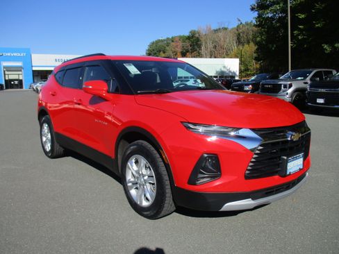 Certified 2022 Chevrolet Blazer LT image 3