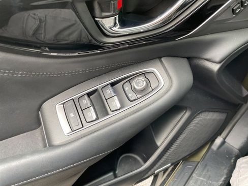 Used 2022 Subaru Outback Limited image 28