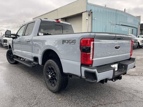 New 2026 Ford F250 Lariat w/ Black Appearance Package image 25