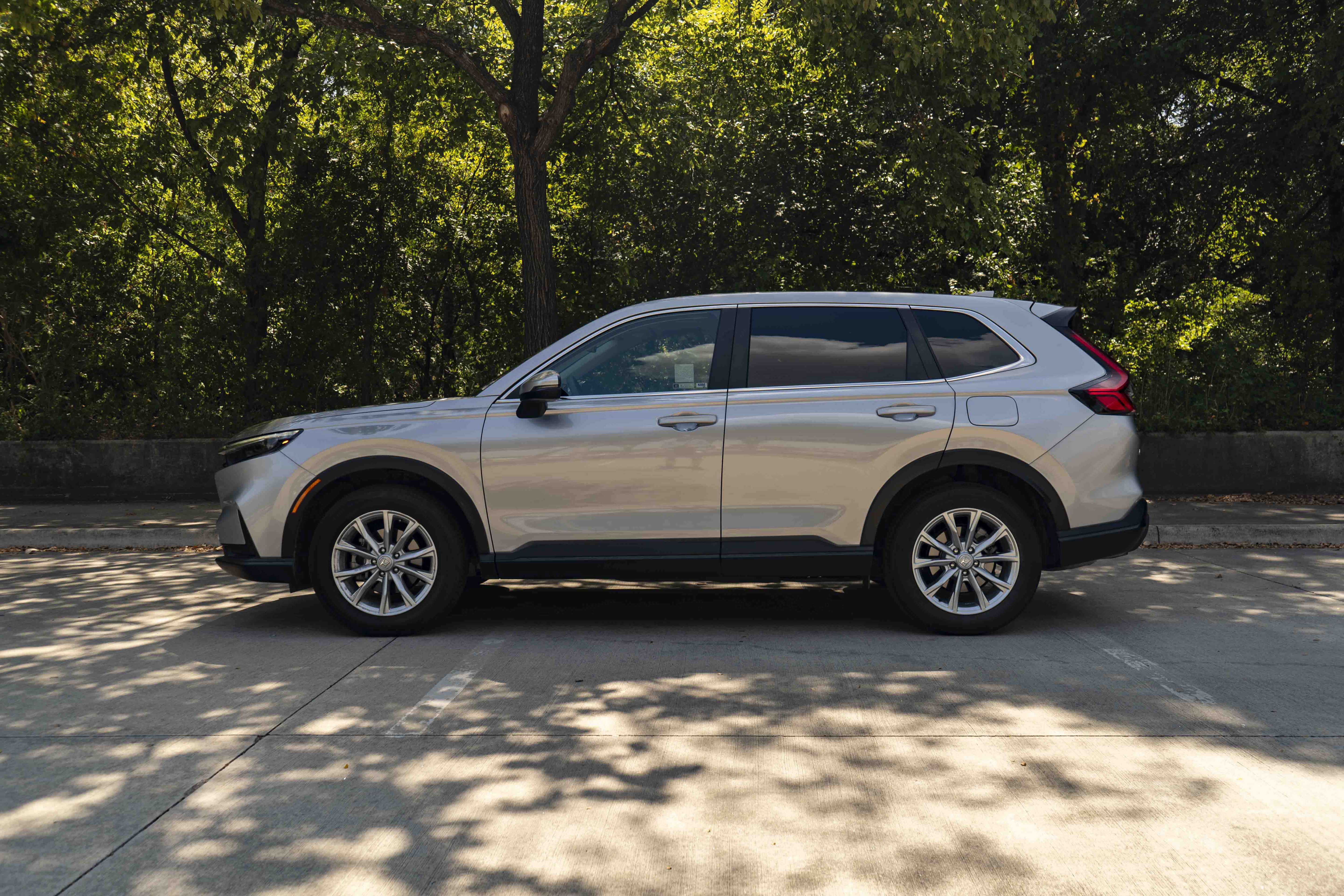 Used 2024 Honda CR-V EX image 6