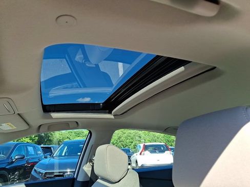 Used 2023 Honda Accord EX image 14