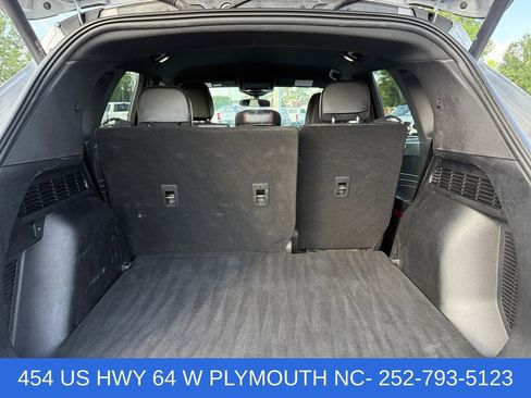Used 2023 Ford Escape ST-Line w/ Tech Pack #1 FWD image 17