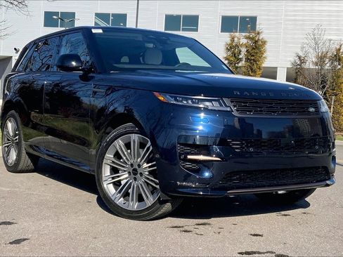 New 2026 Land Rover Range Rover Sport Dynamic SE AWD/4WD image 2