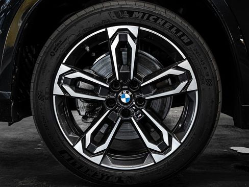 Used 2023 BMW X1 xDrive28i w/ M Sport Package image 18