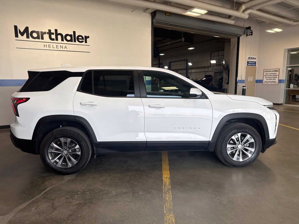 Used 2026 Chevrolet Equinox LT AWD/4WD image 10