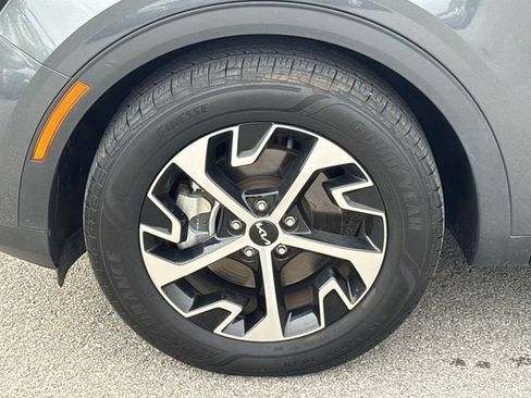 Used 2023 Kia Sportage EX FWD image 23