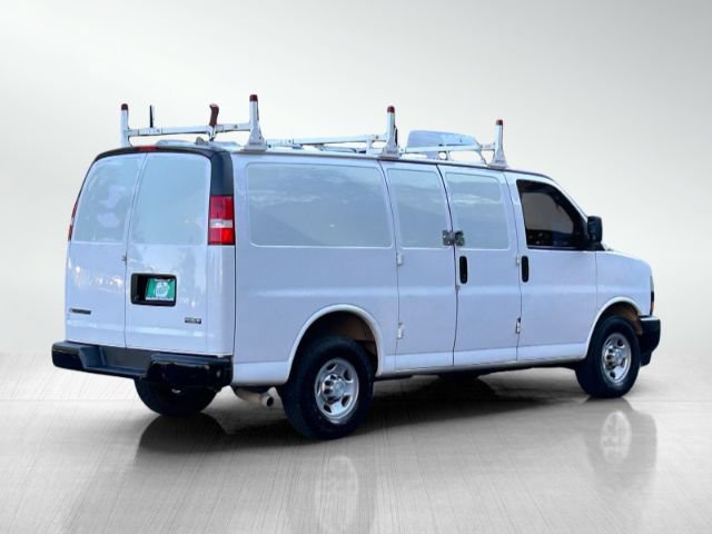 Used 2018 Chevrolet Express 2500 w/ Driver Convenience Package RWD image 4