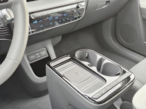 New 2025 Hyundai Ioniq 5 SEL image 20