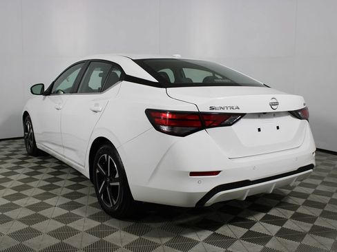 Used 2024 Nissan Sentra SV FWD image 33