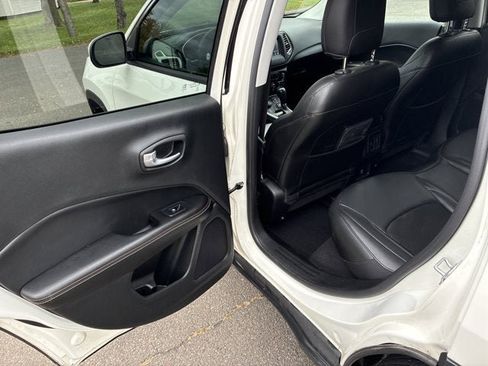 Certified 2021 Jeep Compass Latitude image 15