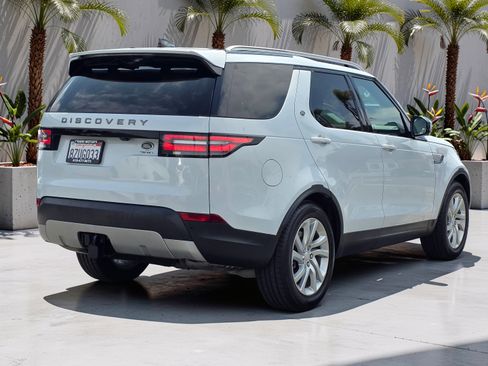 Used 2018 Land Rover Discovery HSE AWD/4WD image 7
