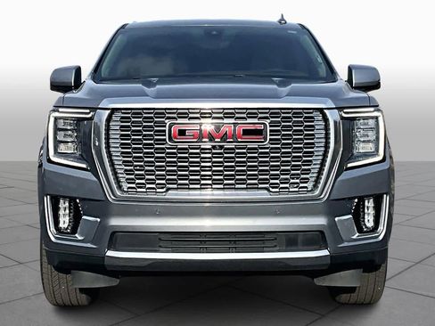 Used 2021 GMC Yukon Denali w/ Denali Ultimate Package image 4