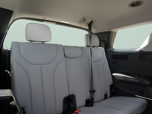 Certified 2025 Hyundai Palisade SEL FWD image 17