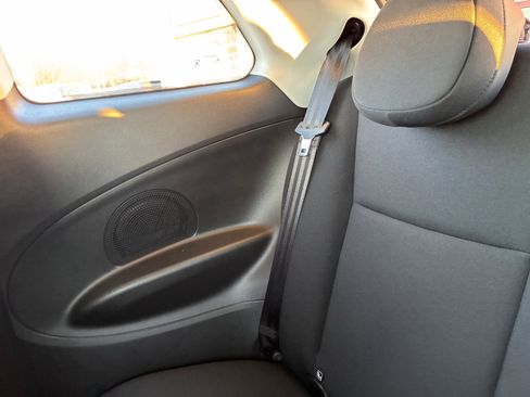 Used 2024 FIAT 500 e (RED) image 25