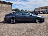 Used 2022 Hyundai Sonata SEL image 2